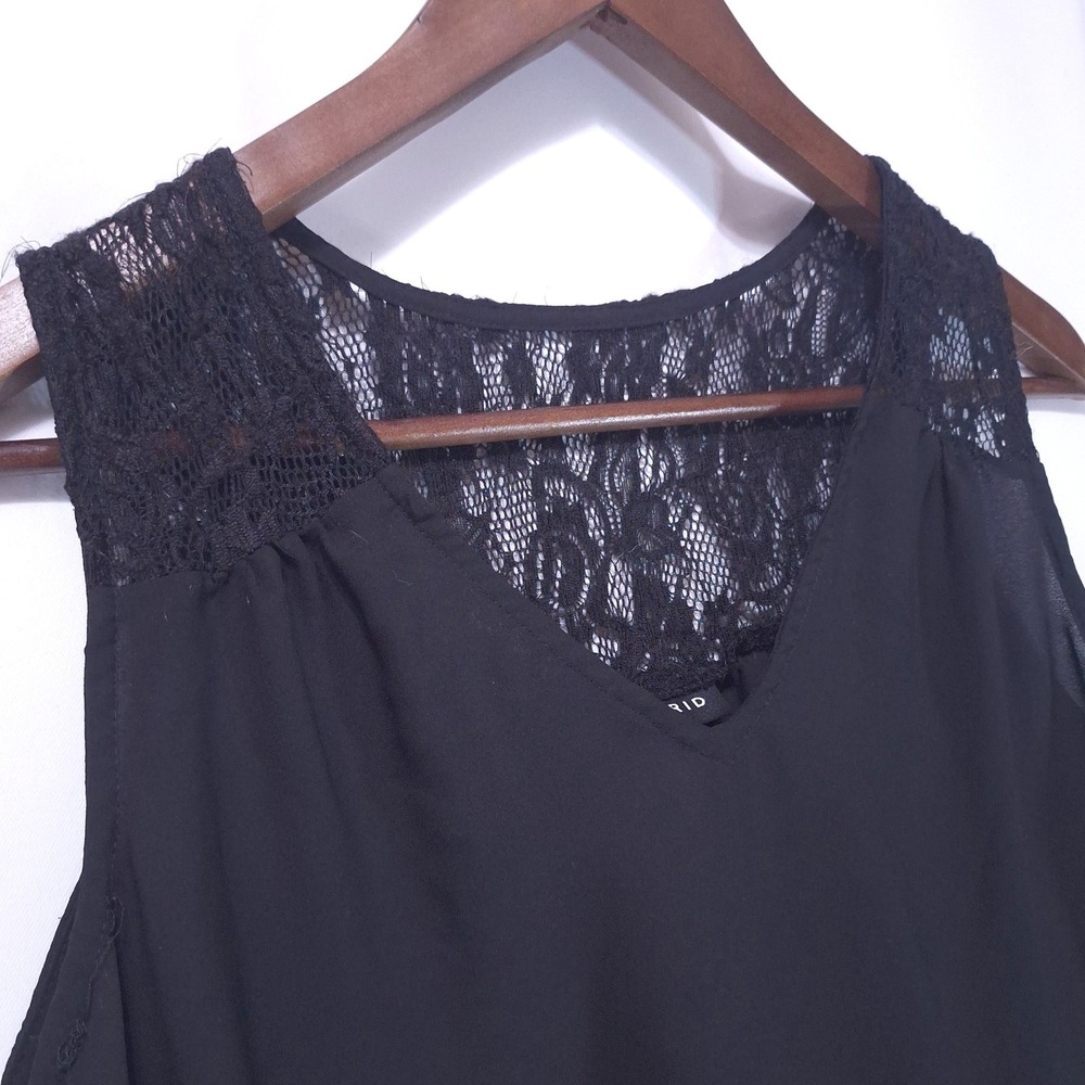 Torrid Lace Yoke Chiffon Tank Top Women 0 Black Curved Hem Dark Academia Flowy - Picture 6 of 10
